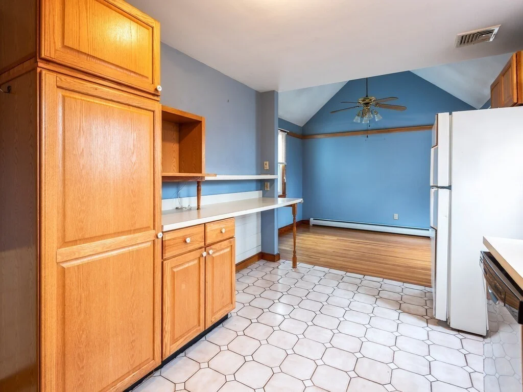 3 bed, 2 bath apartment for rent at 70 Ridge Rd, Marlborough — photo 18 of 36