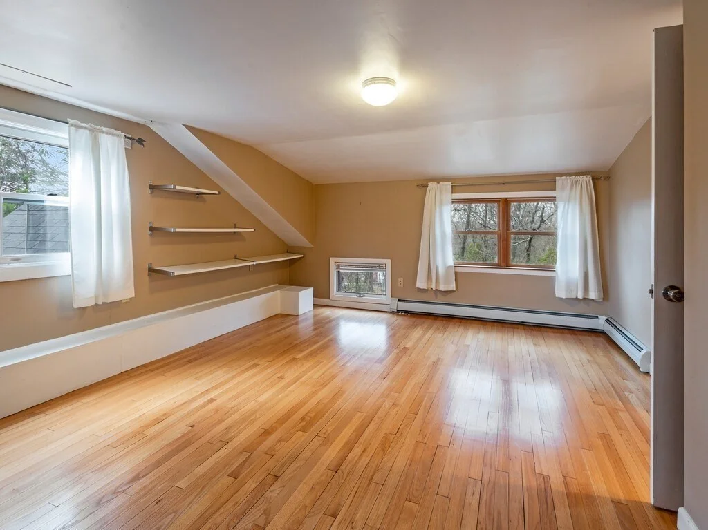 3 bed, 2 bath apartment for rent at 70 Ridge Rd, Marlborough — photo 25 of 36