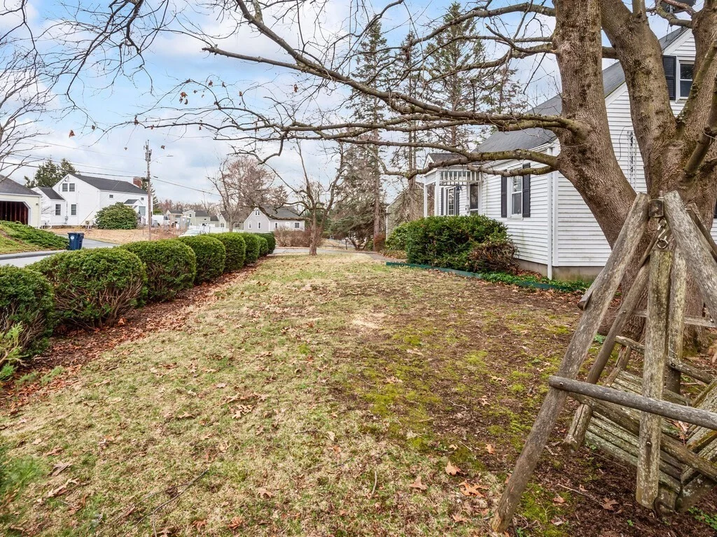 3 bed, 2 bath apartment for rent at 70 Ridge Rd, Marlborough — photo 33 of 36