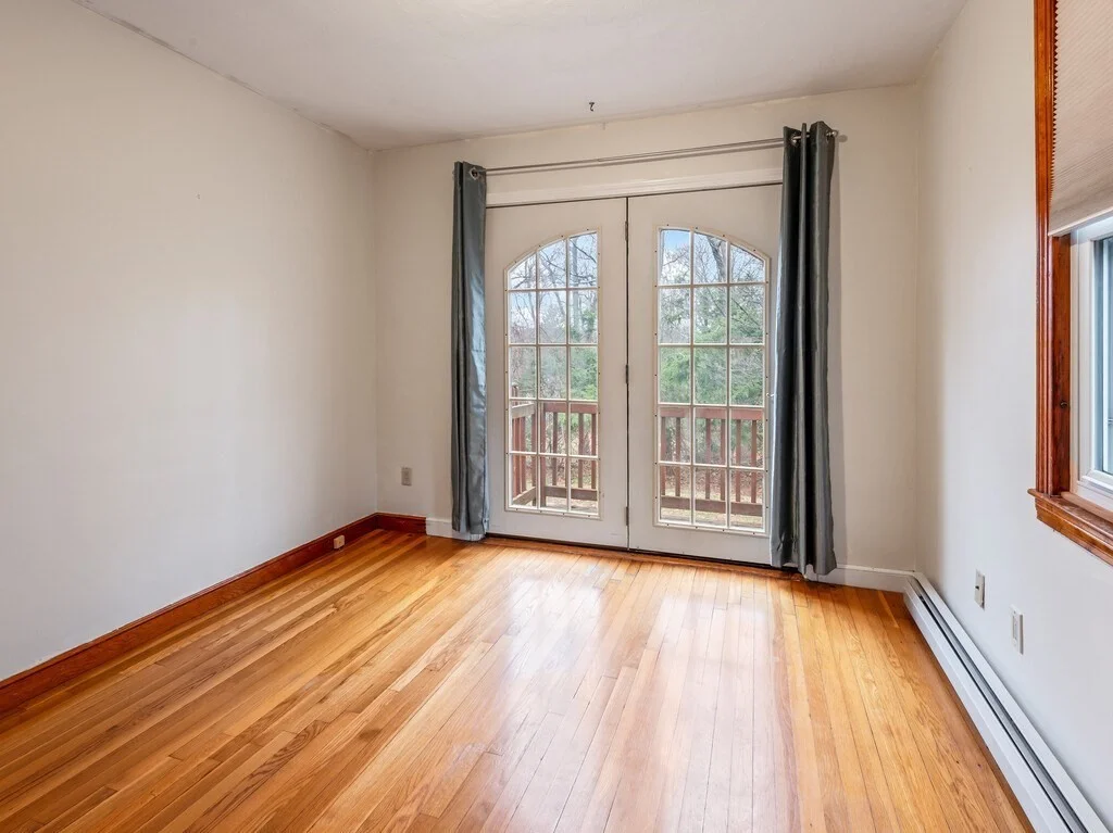 3 bed, 2 bath apartment for rent at 70 Ridge Rd, Marlborough — photo 10 of 36