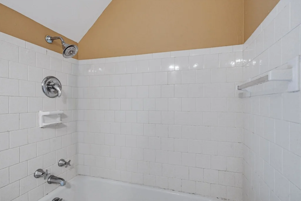 4 bed, 2 bath apartment for rent at 70 Riverside Ave, Attleboro — photo 25 of 42