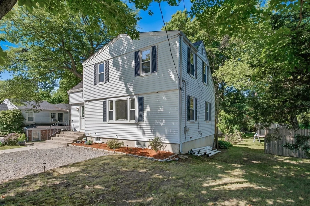 4 bed, 2 bath apartment for rent at 70 Riverside Ave, Attleboro — photo 41 of 42