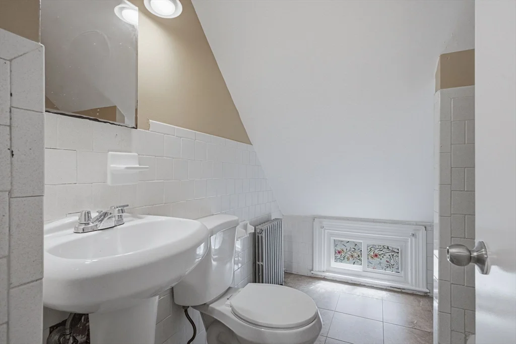 4 bed, 2 bath apartment for rent at 70 Riverside Ave, Attleboro — photo 26 of 42
