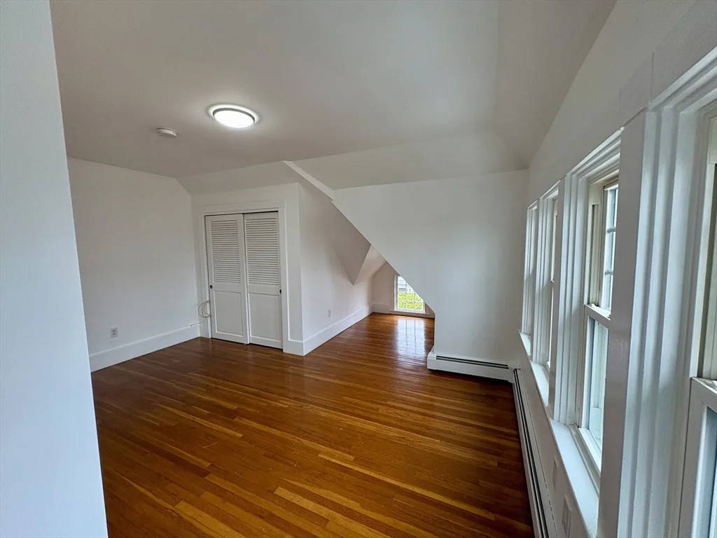 1 bed, 1 bath apartment for rent at 70 Russell St Unit 5, New Bedford — photo 8 of 10