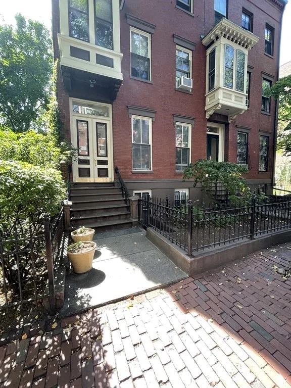 2 bed, 1 bath apartment for rent at 70 Rutland St Unit 1, South End — photo 1 of 31