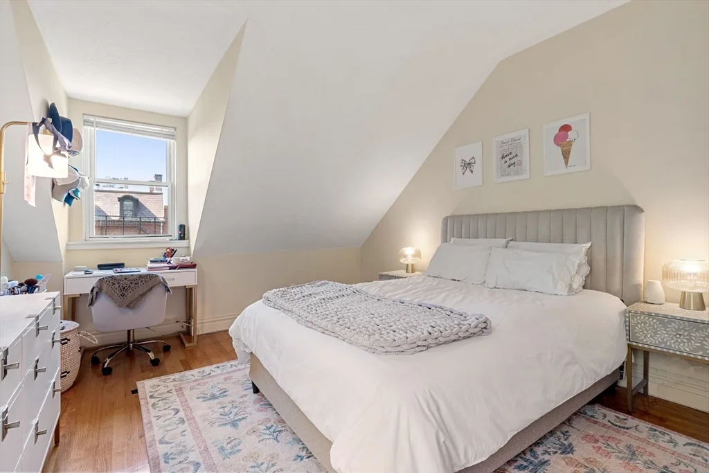 3 bed, 2 bath apartment for rent at 70 Rutland St Unit 3, South End — photo 11 of 29