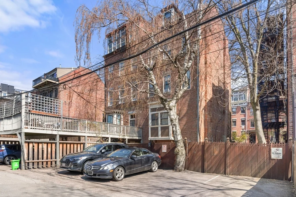 3 bed, 2 bath apartment for rent at 70 Rutland St Unit 3, South End — photo 21 of 29