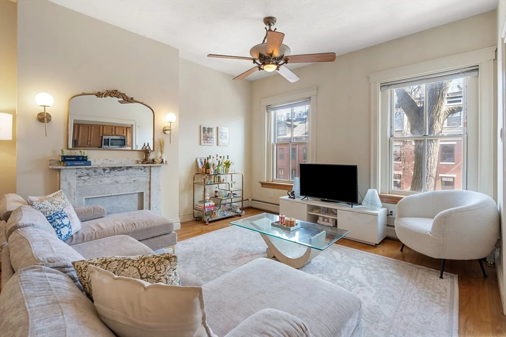 3 bed, 2 bath apartment for rent at 70 Rutland St Unit 3, South End — photo 3 of 29