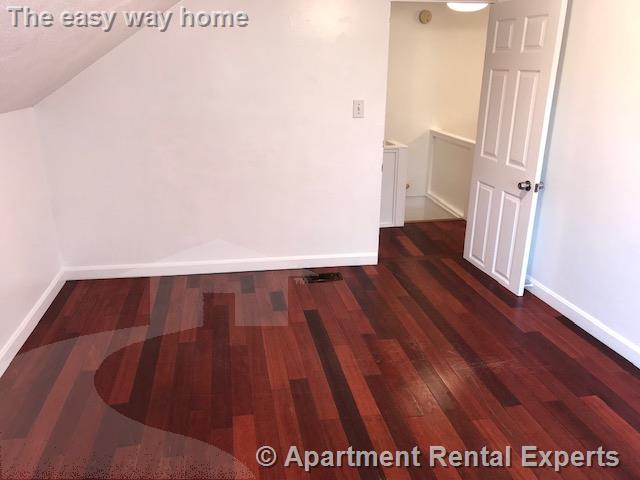 3 bed, 1 bath apartment for rent at 70 School St Unit 2, Central Square — photo 18 of 21