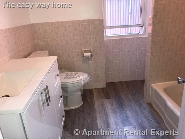 3 bed, 1 bath apartment for rent at 70 School St Unit 2, Central Square — photo 10 of 21