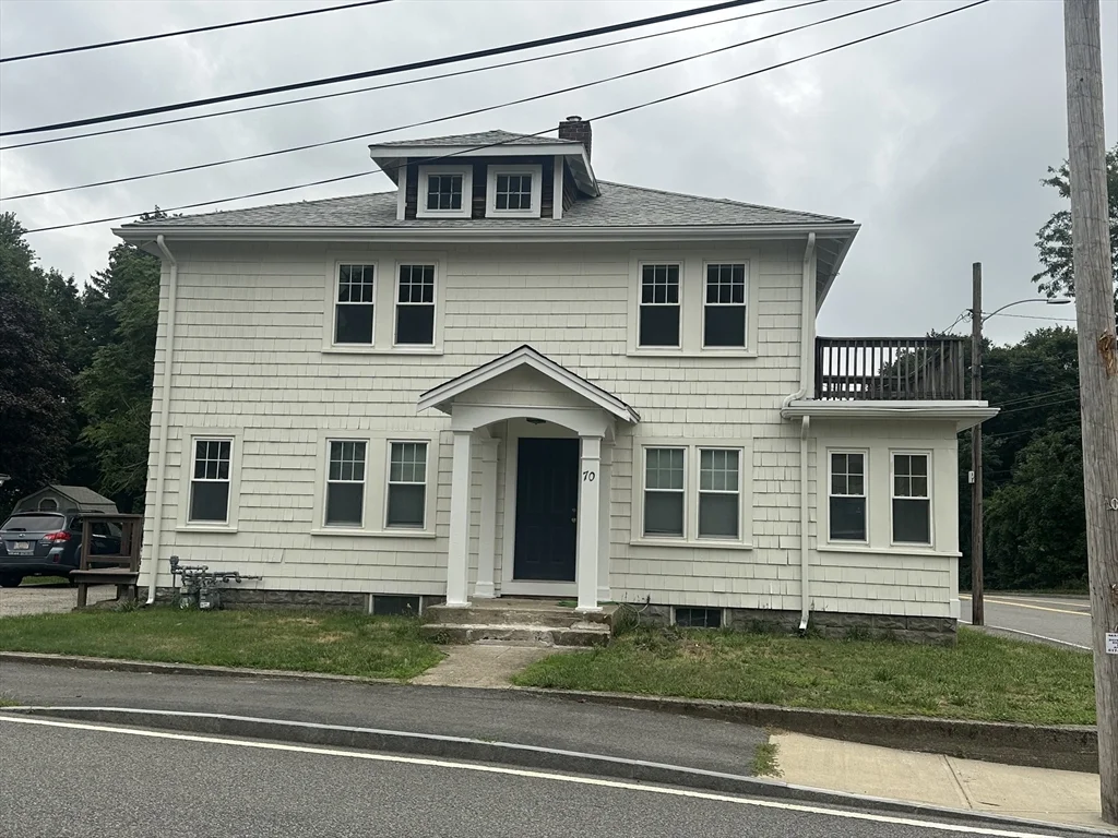 3 bed, 1 bath apartment for rent at 70 Shawmut St Unit 2, East Weymouth — photo 2 of 10