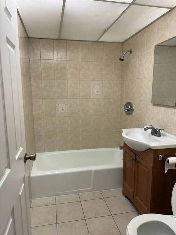 1 bed, 1 bath apartment for rent at 70 Shrewsbury Green Dr Unit K, Shrewsbury — photo 7 of 17