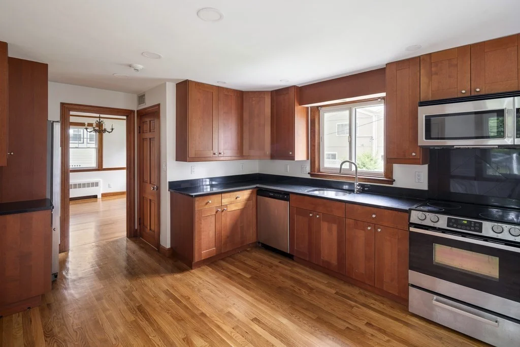 4 bed, 2.5 bath apartment for rent at 70 South Border Rd Unit 1, Medford — photo 7 of 35