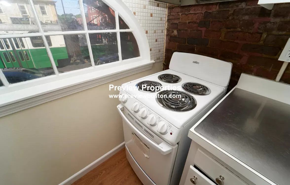 1 bed, 1 bath apartment for rent at 70 South Huntington Ave Unit 04P, Jamaica Plain — photo 11 of 15