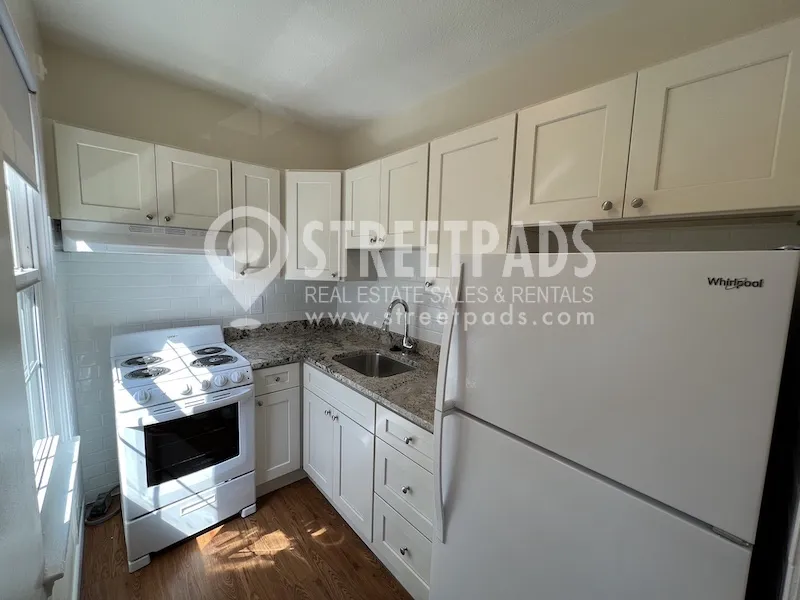 1 bed, 1 bath apartment for rent at 70 South Huntington Ave Unit 15, Mission Hill — photo 2 of 19