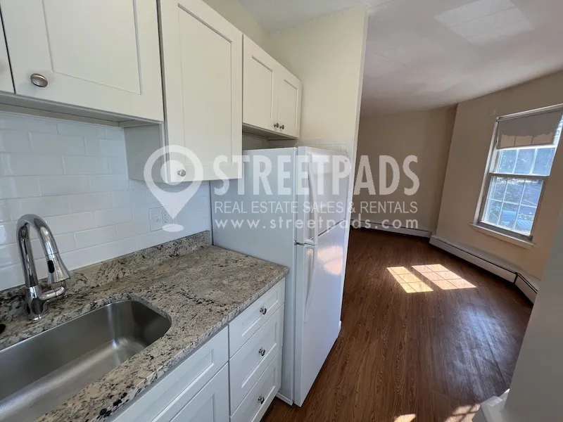 1 bed, 1 bath apartment for rent at 70 South Huntington Ave Unit 15, Mission Hill — photo 4 of 19