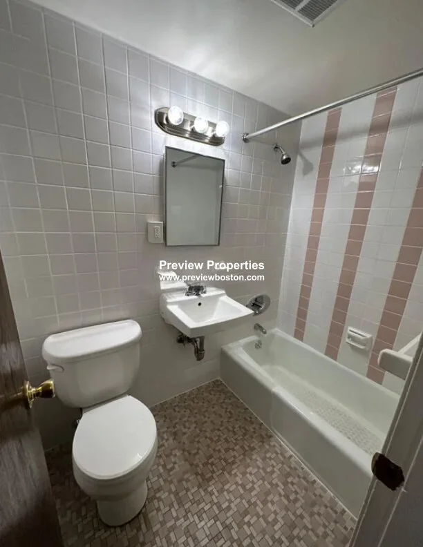1 bed, 1 bath apartment for rent at 70 South Huntington Ave Unit 15P, Jamaica Plain — photo 7 of 7