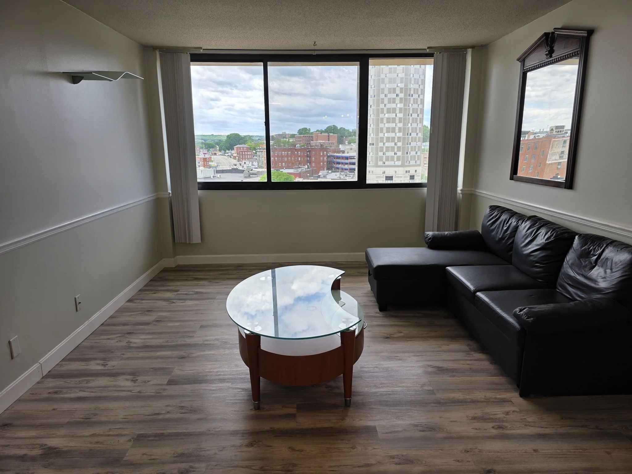 1 bed, 1 bath apartment for rent at 70 Southbridge St Unit 811, Worcester — photo 5 of 10