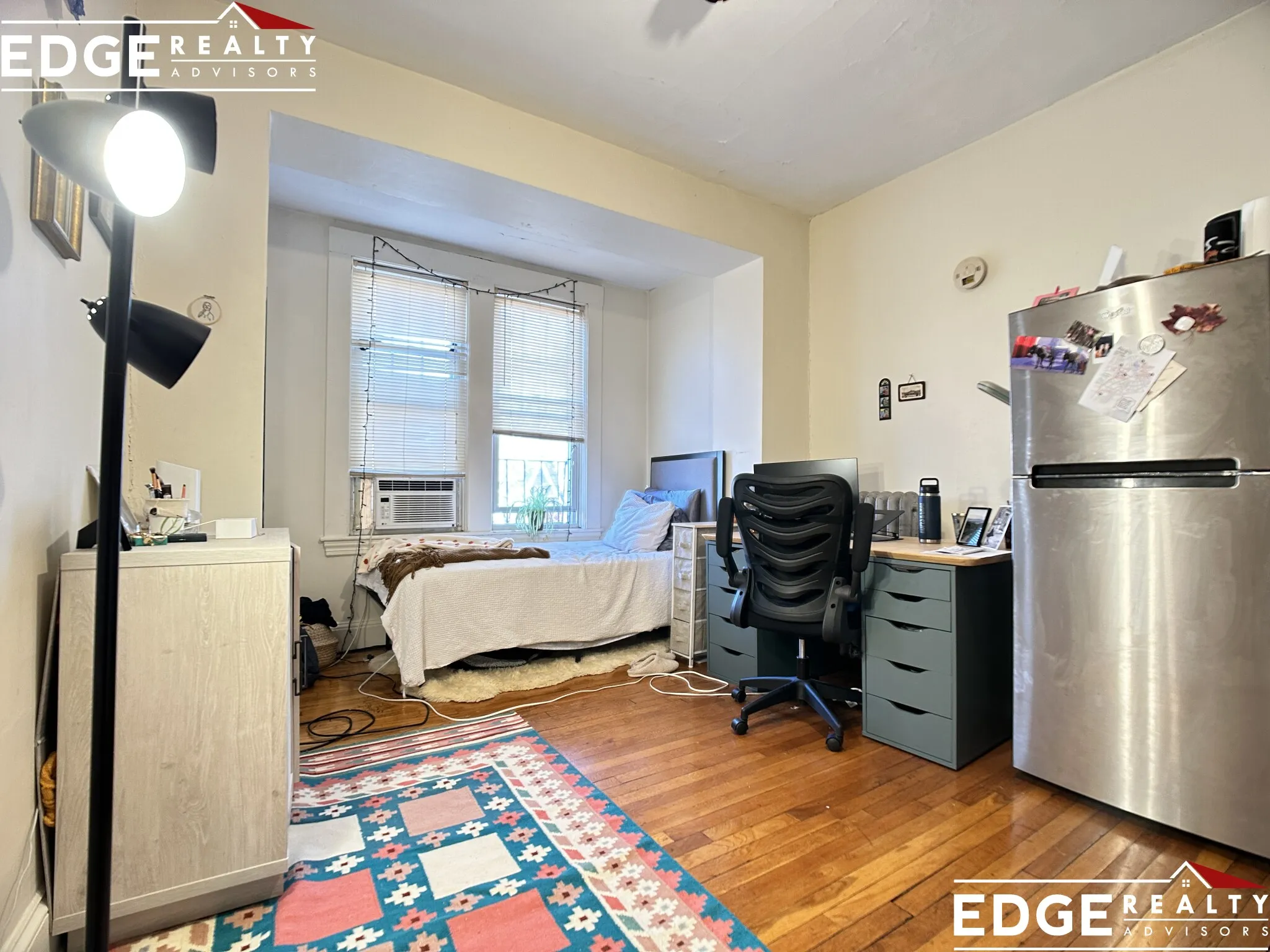 Studio bed, 1 bath apartment for rent at 70 Strathmore Rd Unit 11, Brighton — photo 3 of 5