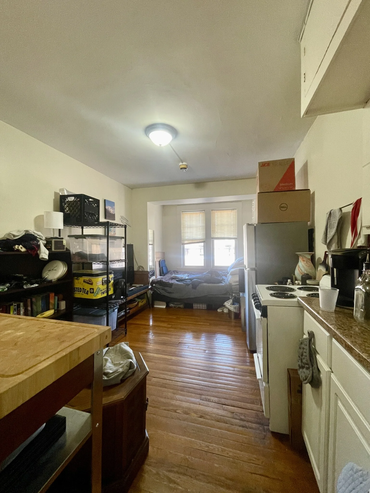 Studio bed, 1 bath apartment for rent at 70 Strathmore Rd Unit 11A, Brighton — photo 1 of 7
