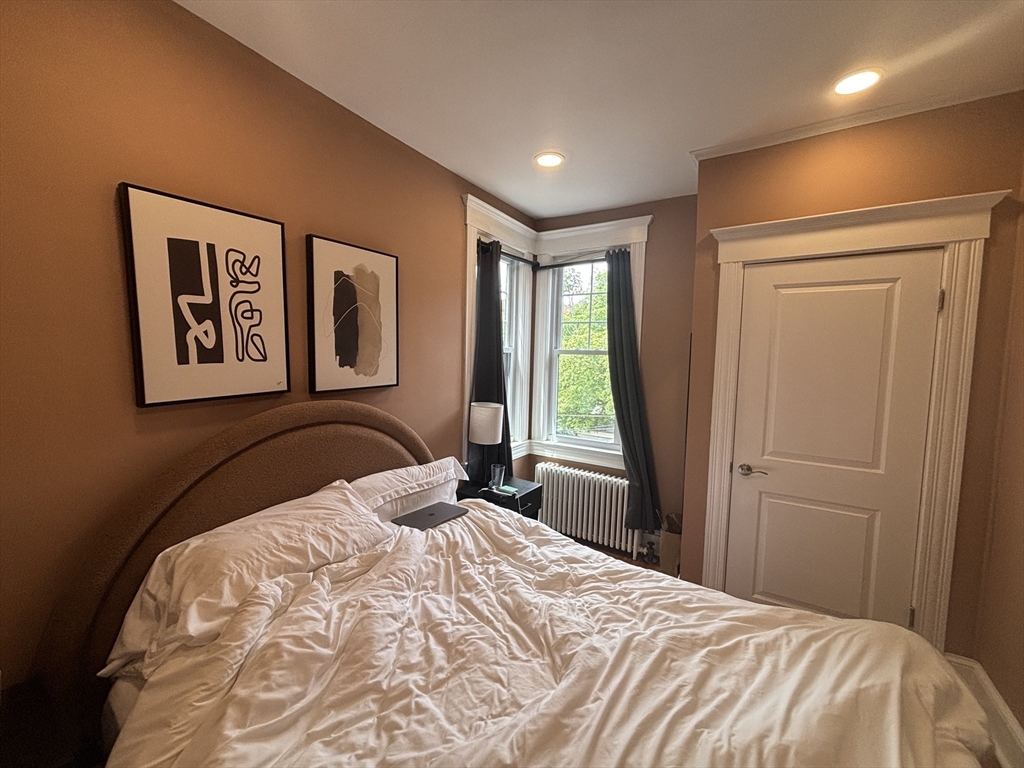 1 bed, 1 bath apartment for rent at 70 Strathmore Rd Unit 9B, Brighton — photo 14 of 20