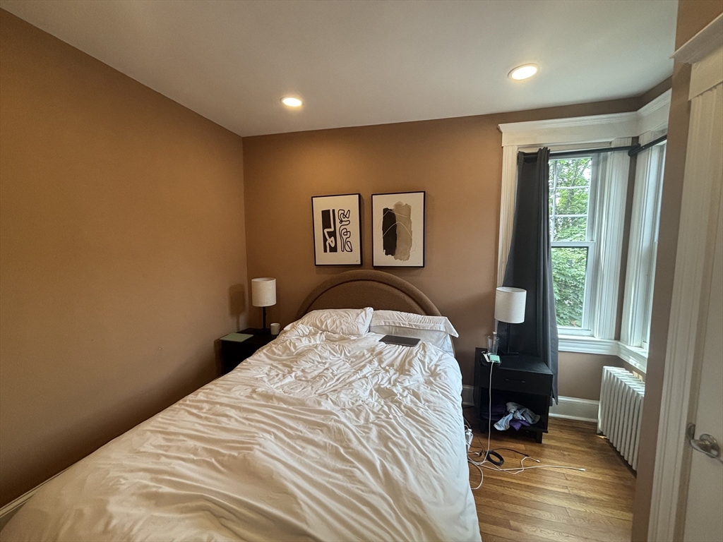 1 bed, 1 bath apartment for rent at 70 Strathmore Rd Unit 9B, Brighton — photo 15 of 20