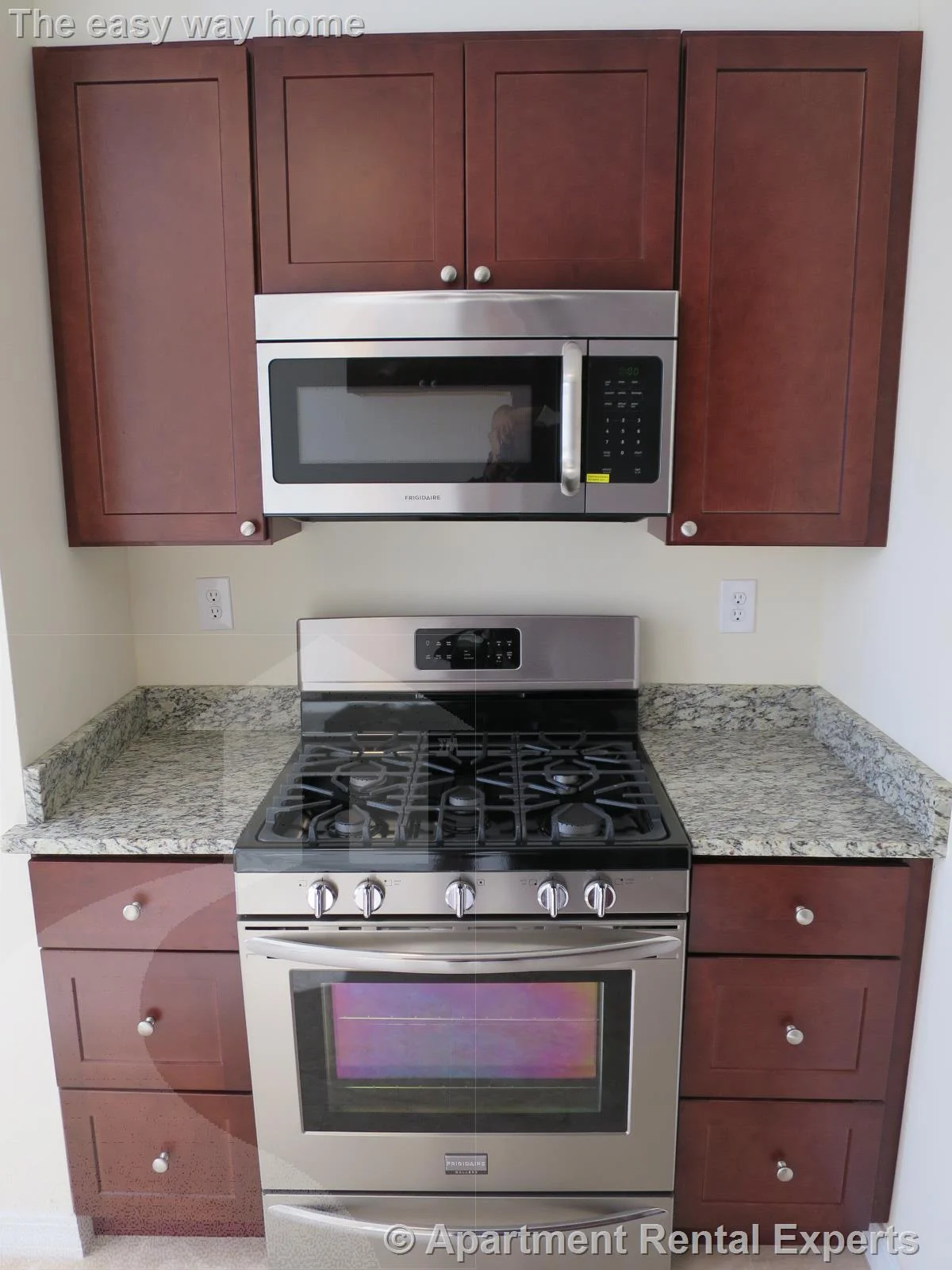 2 bed, 1 bath apartment for rent at 70 Summer St Unit 3R, Spring Hill — photo 3 of 12