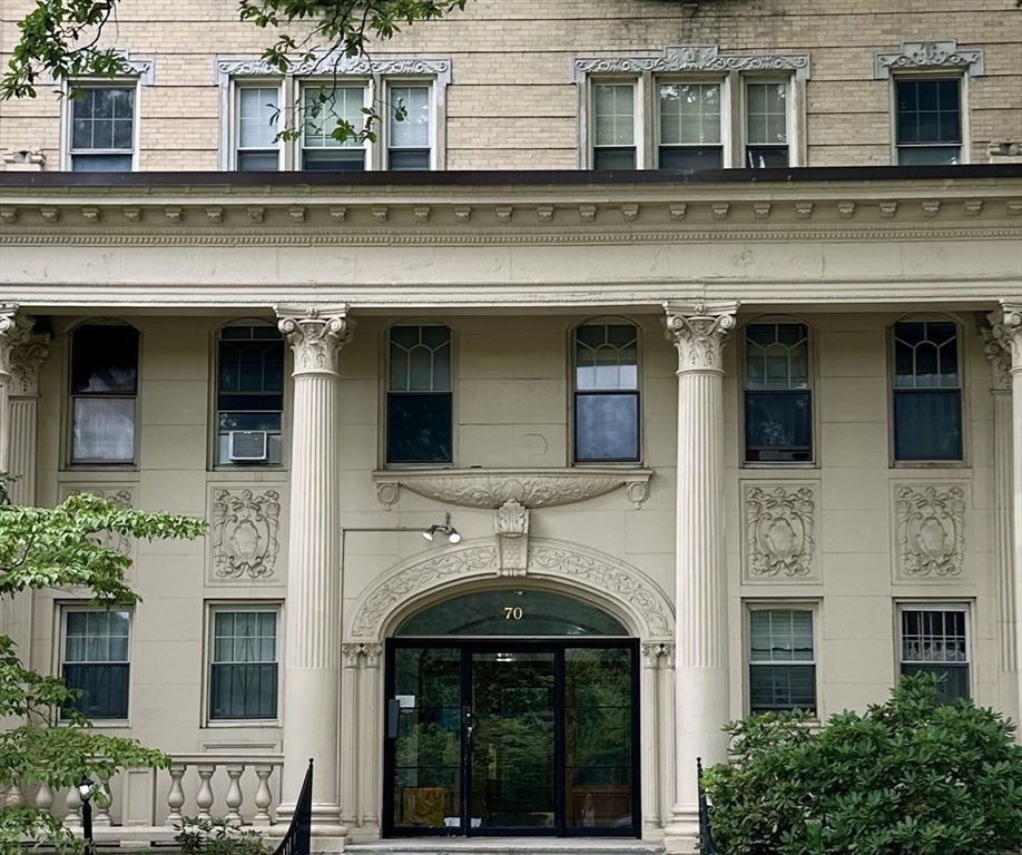 1 bed, 1 bath apartment for rent at 70 Fenway Unit 54, Fenway — photo 15 of 20