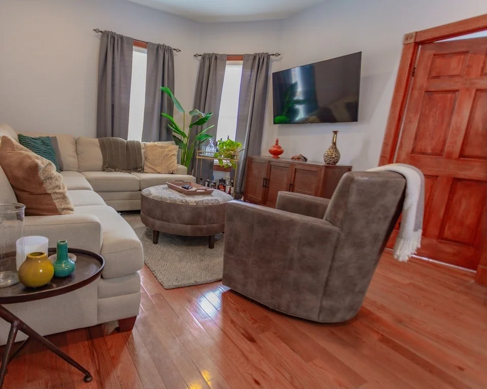 3 bed, 1 bath apartment for rent at 70 Topliff St Unit 2, Boston — photo 3 of 17