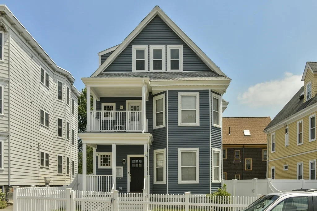 3 bed, 1 bath apartment for rent at 70 Topliff St Unit 3, Dorchester
