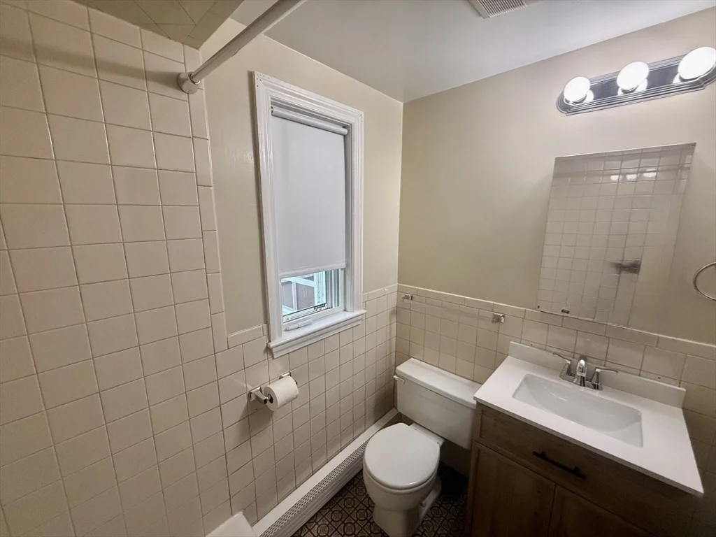 1 bed, 1 bath apartment for rent at 70 Tremont St Unit 2R, South Braintree — photo 11 of 15
