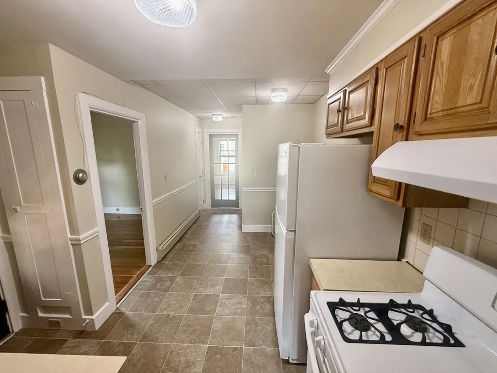1 bed, 1 bath apartment for rent at 70 Tremont St Unit 2R, South Braintree — photo 5 of 15