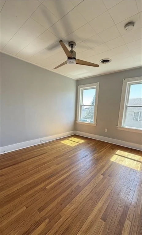 3 bed, 1 bath apartment for rent at 70 Vale St Unit 3, Worcester — photo 5 of 10
