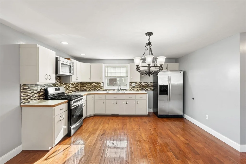 2 bed, 2 bath apartment for rent at 70 W High St Unit 2, Avon — photo 3 of 22