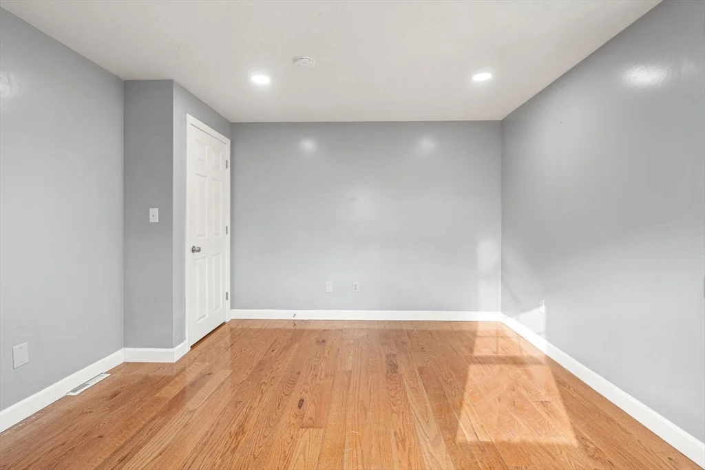 2 bed, 2 bath apartment for rent at 70 W High St Unit 2, Avon — photo 13 of 22