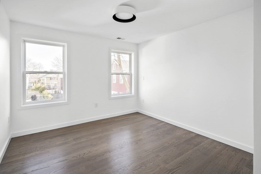 4 bed, 4+ bath apartment for rent at 70 Walker St Unit 4, Newtonville — photo 9 of 34