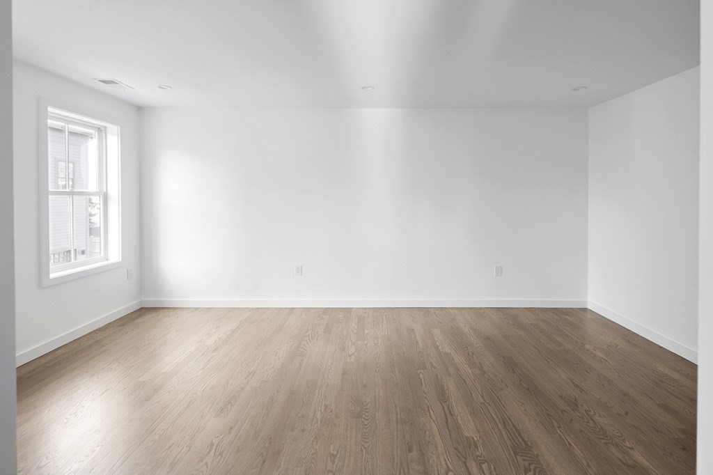 4 bed, 4+ bath apartment for rent at 70 Walker St Unit 4, Newtonville — photo 16 of 34