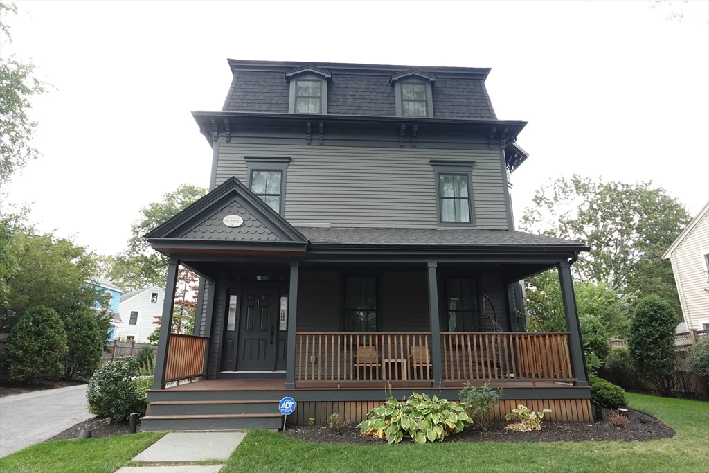 4 bed, 3 bath apartment for rent at 70 Walker Unit 2, Newton — photo 1 of 13