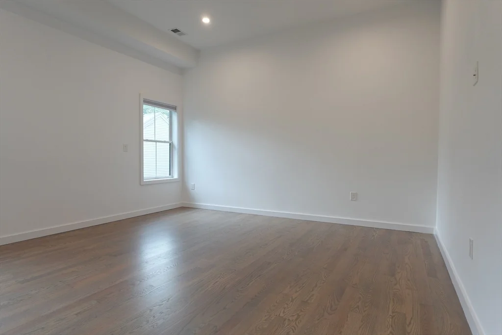 4 bed, 3 bath apartment for rent at 70 Walker Unit 2, Newton — photo 10 of 13