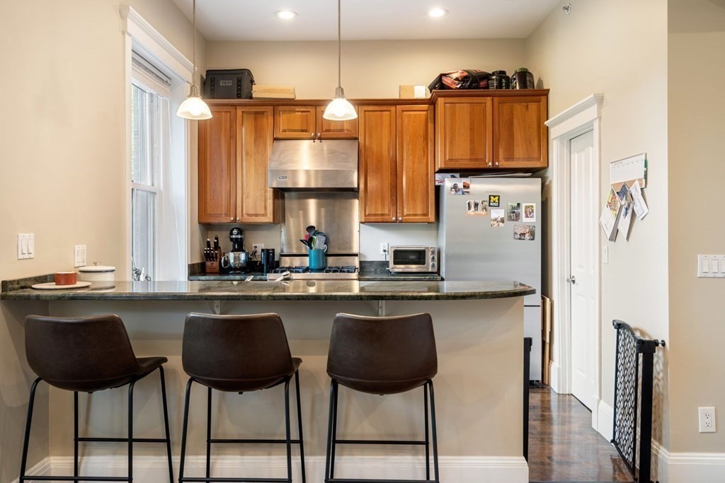 2 bed, 1 bath apartment for rent at 70 Waltham St Unit 3, South End — photo 5 of 24