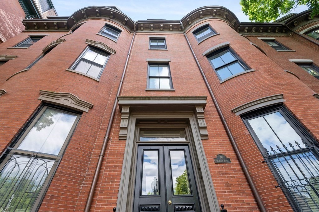 2 bed, 1 bath apartment for rent at 70 Waltham St Unit 3, South End — photo 21 of 24