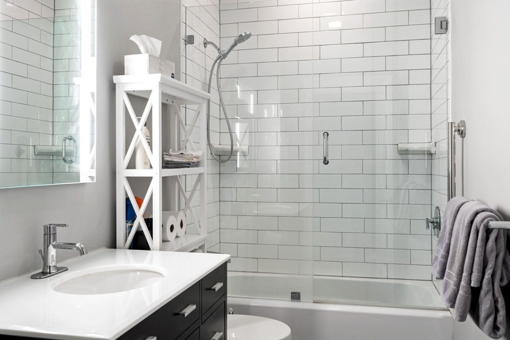 2 bed, 1 bath apartment for rent at 70 Waltham St Unit 3, South End — photo 12 of 24