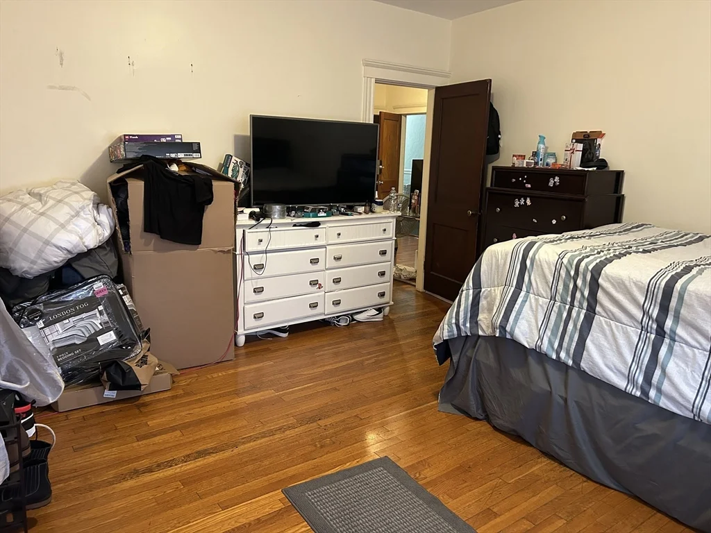 3 bed, 1 bath apartment for rent at 70 Washington St Unit 14, Malden — photo 4 of 7