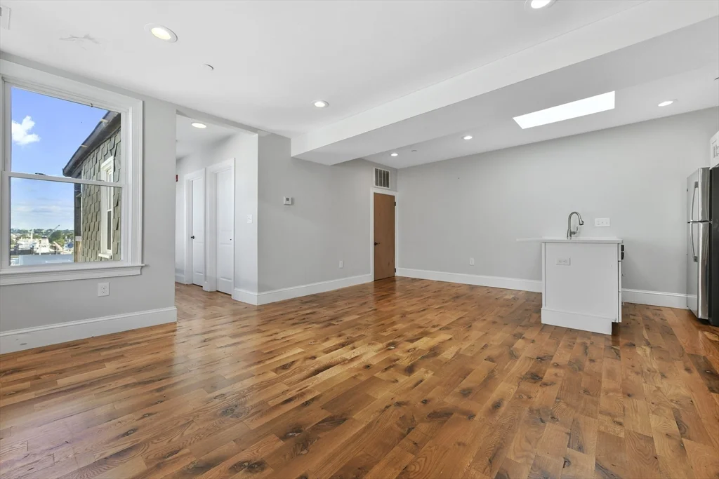 3 bed, 2 bath apartment for rent at 70 West Eagle St Unit 3, East Boston — photo 4 of 16