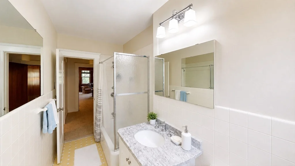 3 bed, 1 bath apartment for rent at 70 Winchester St Unit 2, Coolidge Corner — photo 8 of 12