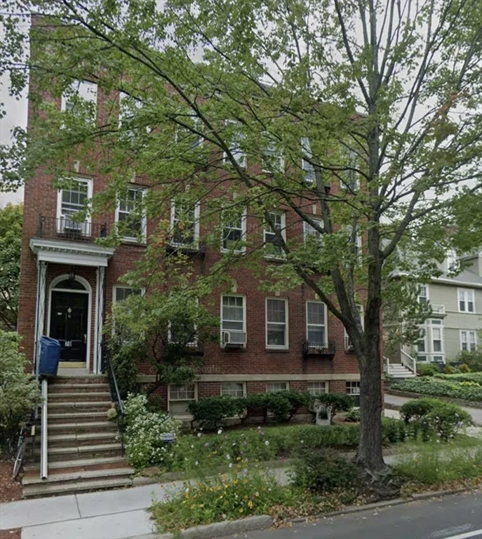 3 bed, 1 bath apartment for rent at 70 Winchester St Unit 2, Coolidge Corner — photo 12 of 12