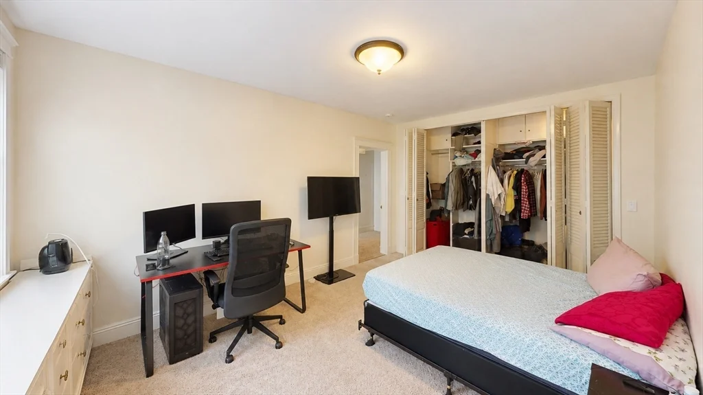 3 bed, 1 bath apartment for rent at 70 Winchester St Unit 2, Coolidge Corner — photo 9 of 12