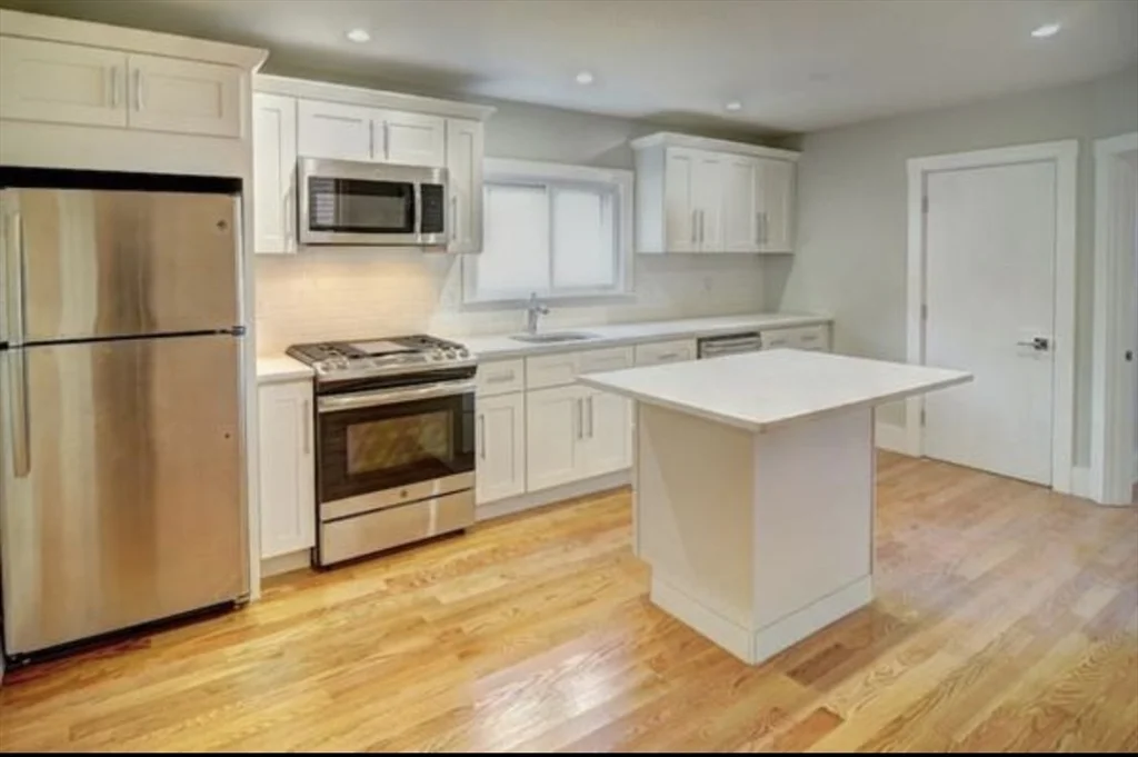 3 bed, 1 bath apartment for rent at 70 Wordsworth St Unit 1, East Boston — photo 13 of 13