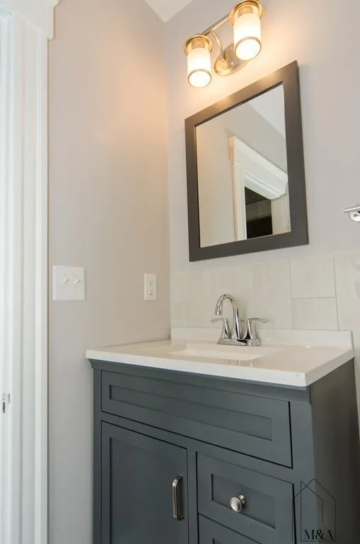 2 bed, 1 bath apartment for rent at 700 Belmont St Unit 1, Watertown — photo 11 of 12