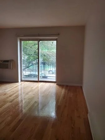 2 bed, 1 bath apartment for rent at 700 Cummins Highway Unit 4, Mattapan — photo 3 of 7